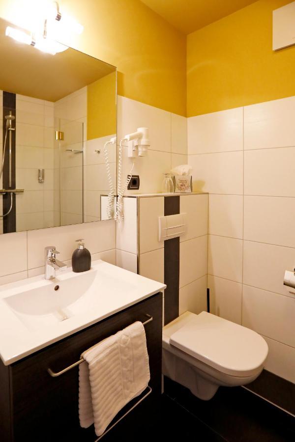 Casa Palatina Bed & Breakfast Grosskarlbach Exterior photo